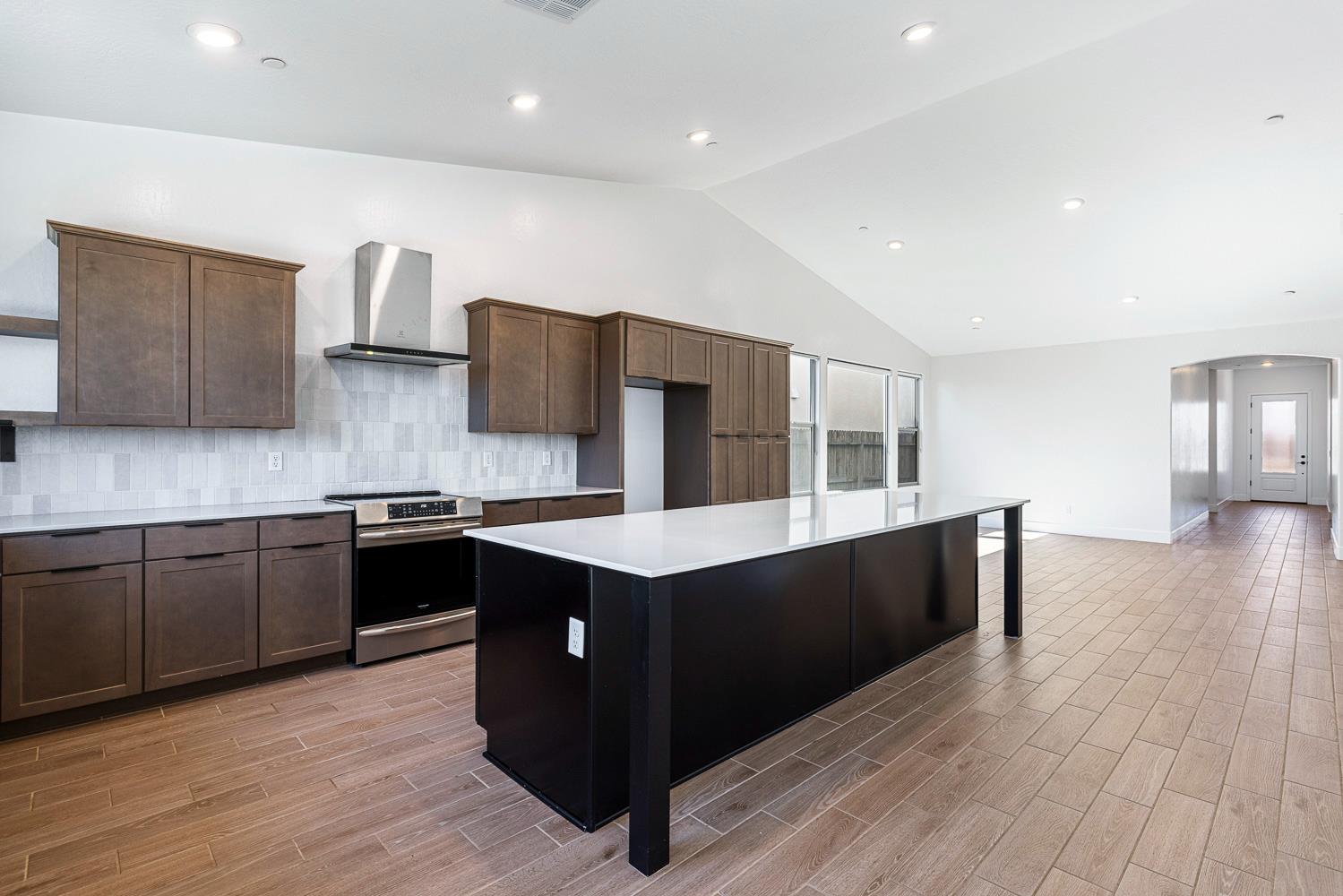 7153 E Harvard Ave, Fresno, CA 93737