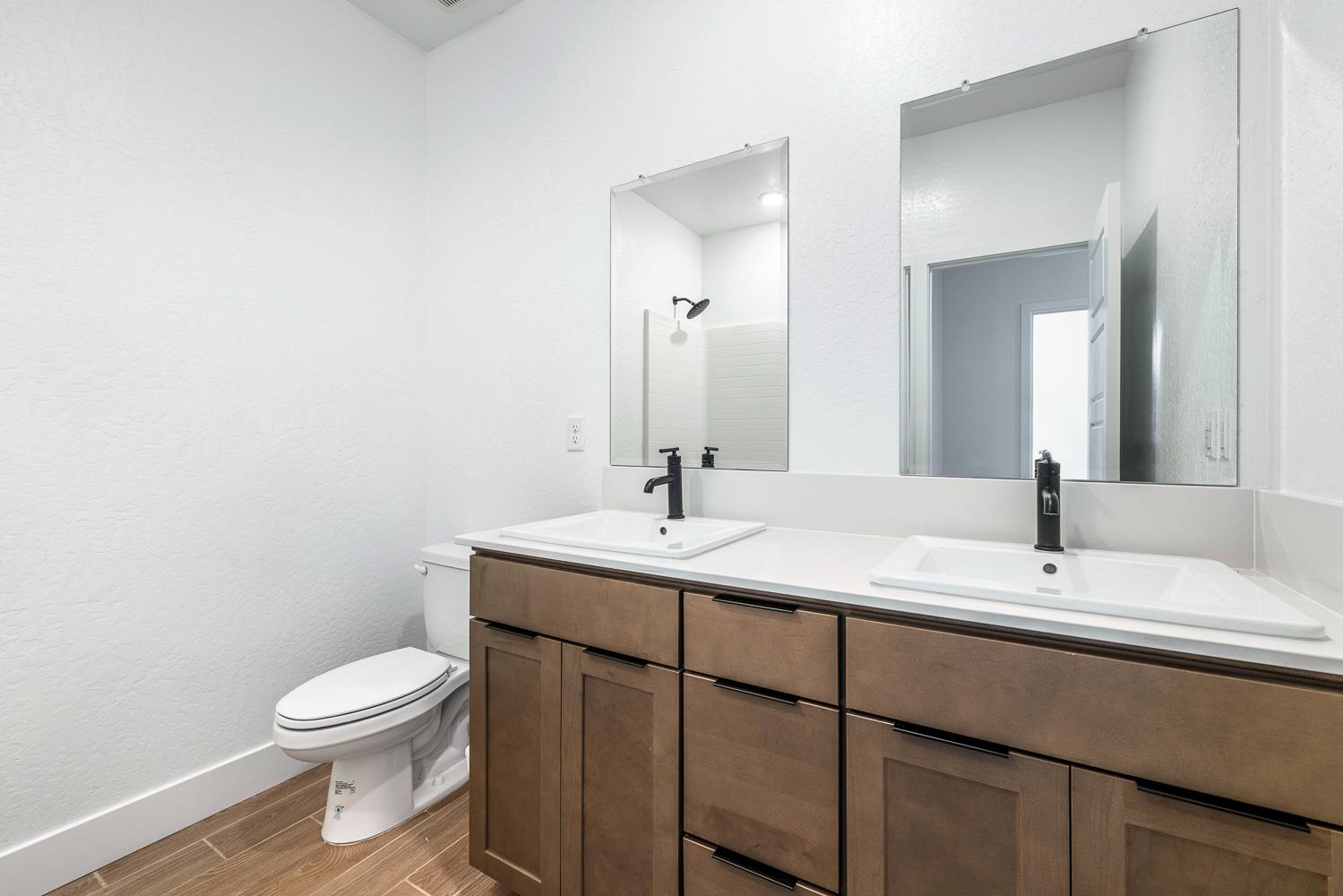 7153 E Harvard Ave, Fresno, CA 93737