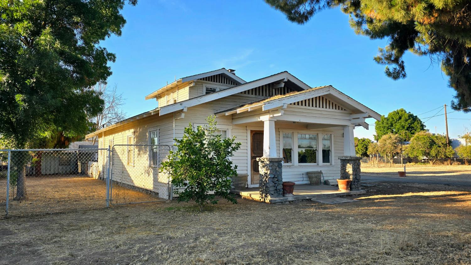 7132 Avenue 404, Dinuba, CA 93618