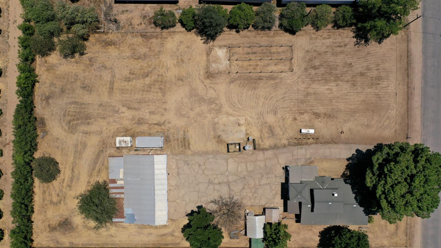 7132 Avenue 404, Dinuba, CA 93618