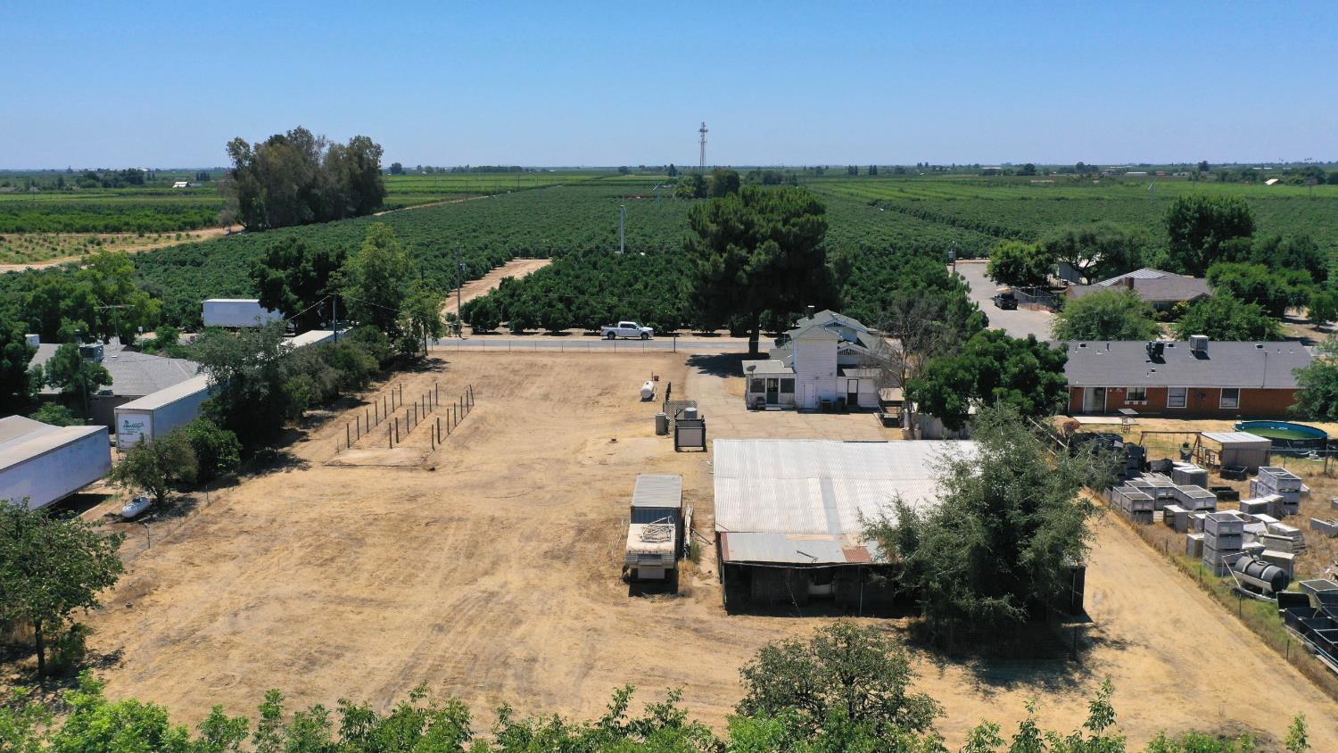 7132 Avenue 404, Dinuba, CA 93618
