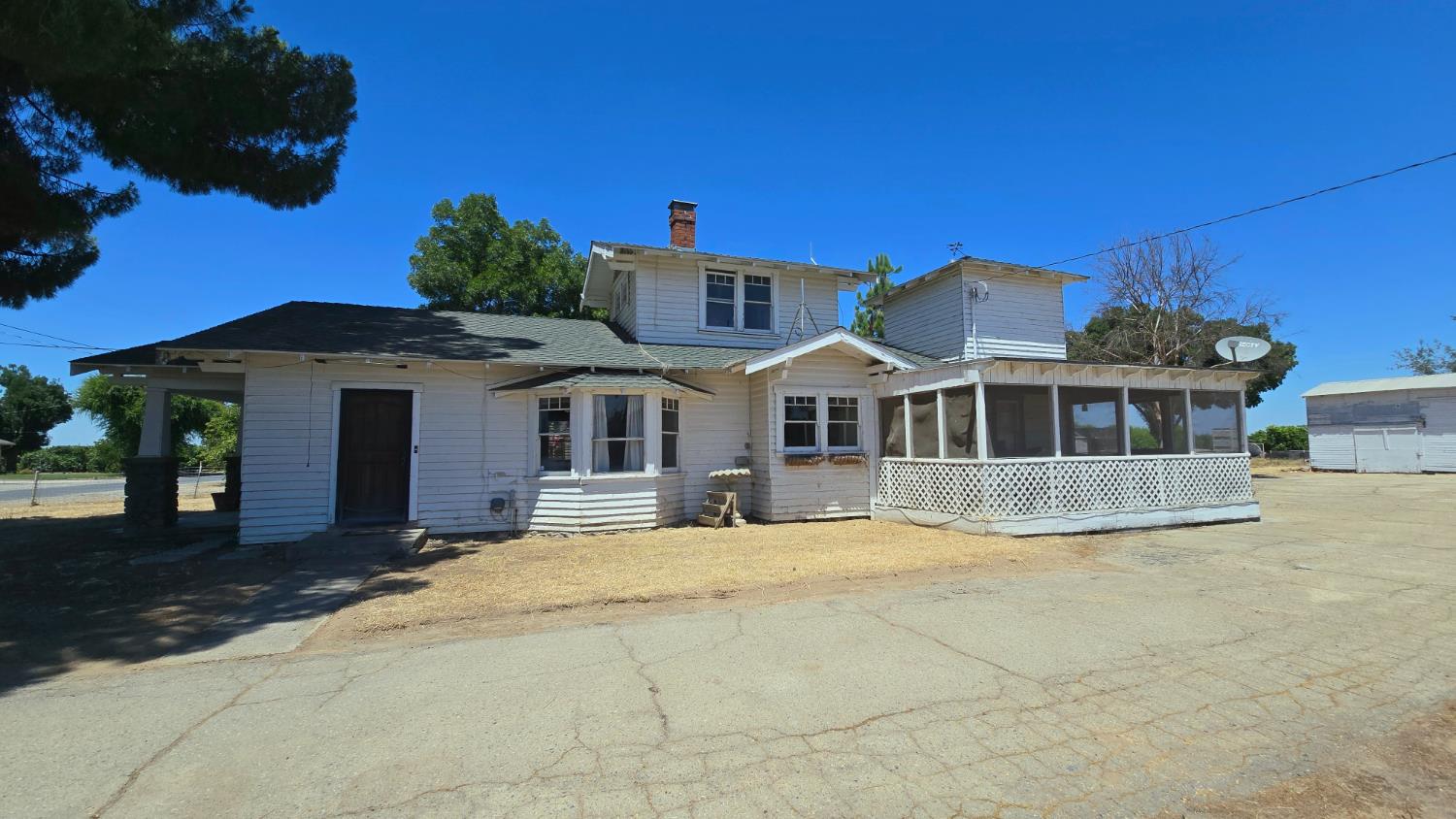 7132 Avenue 404, Dinuba, CA 93618