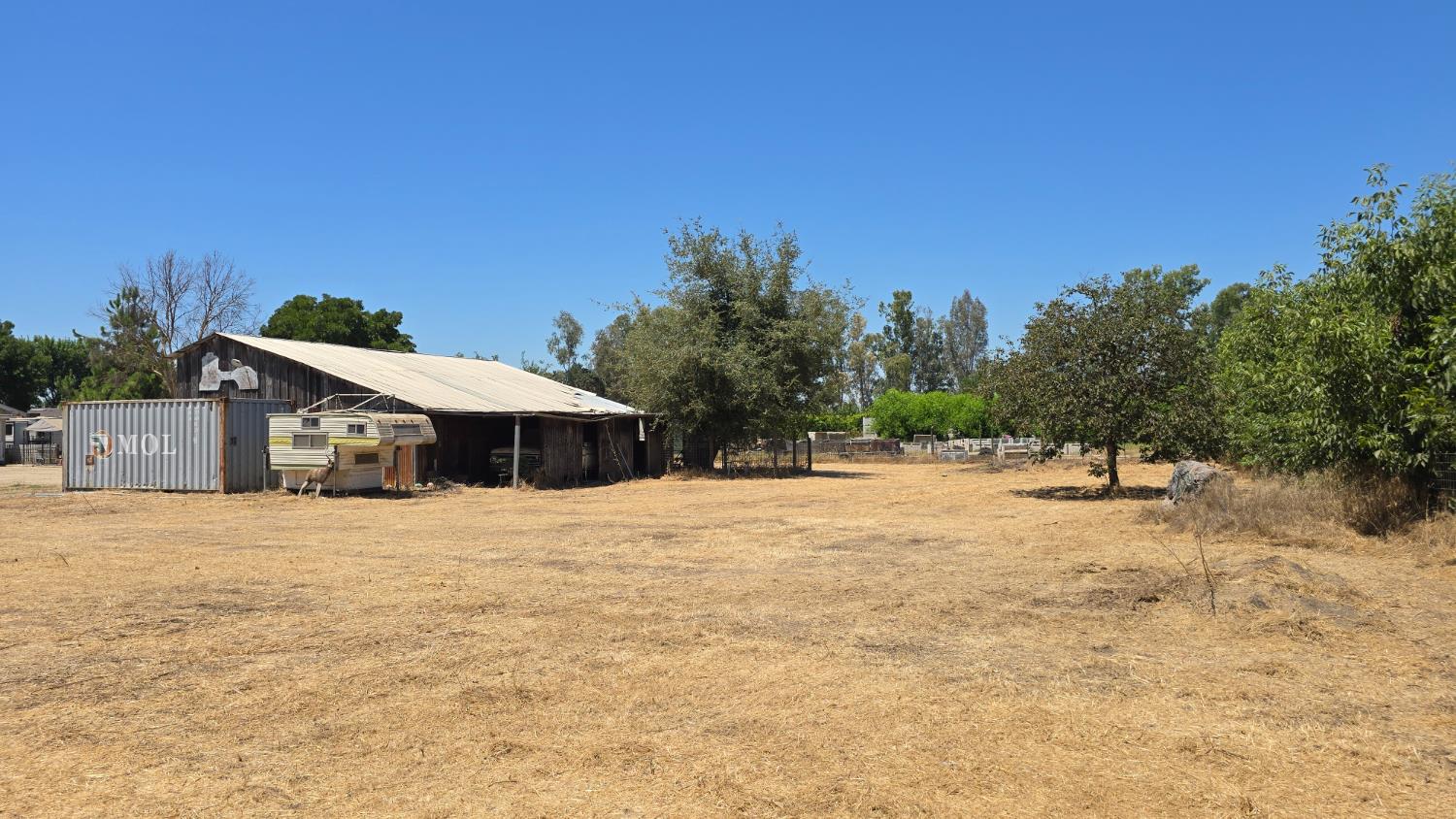 7132 Avenue 404, Dinuba, CA 93618