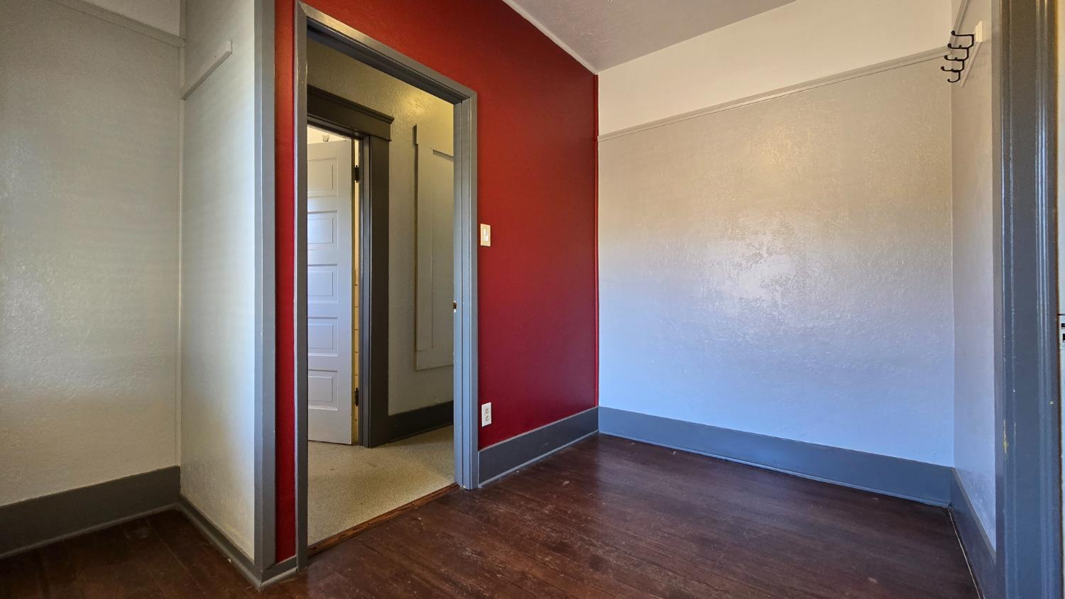 7132 Avenue 404, Dinuba, CA 93618