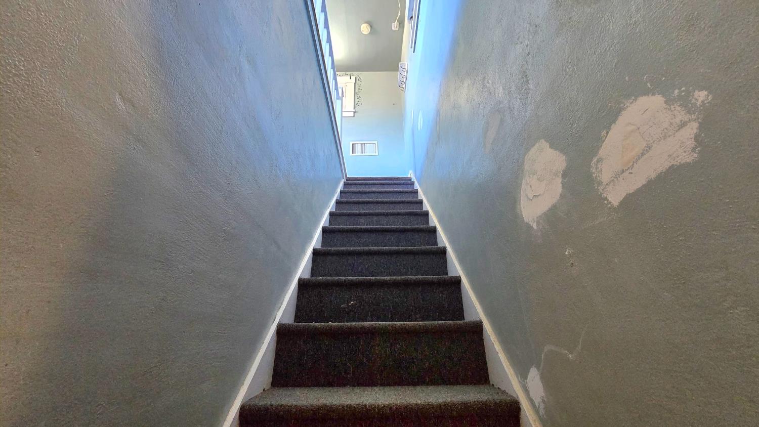7132 Avenue 404, Dinuba, CA 93618