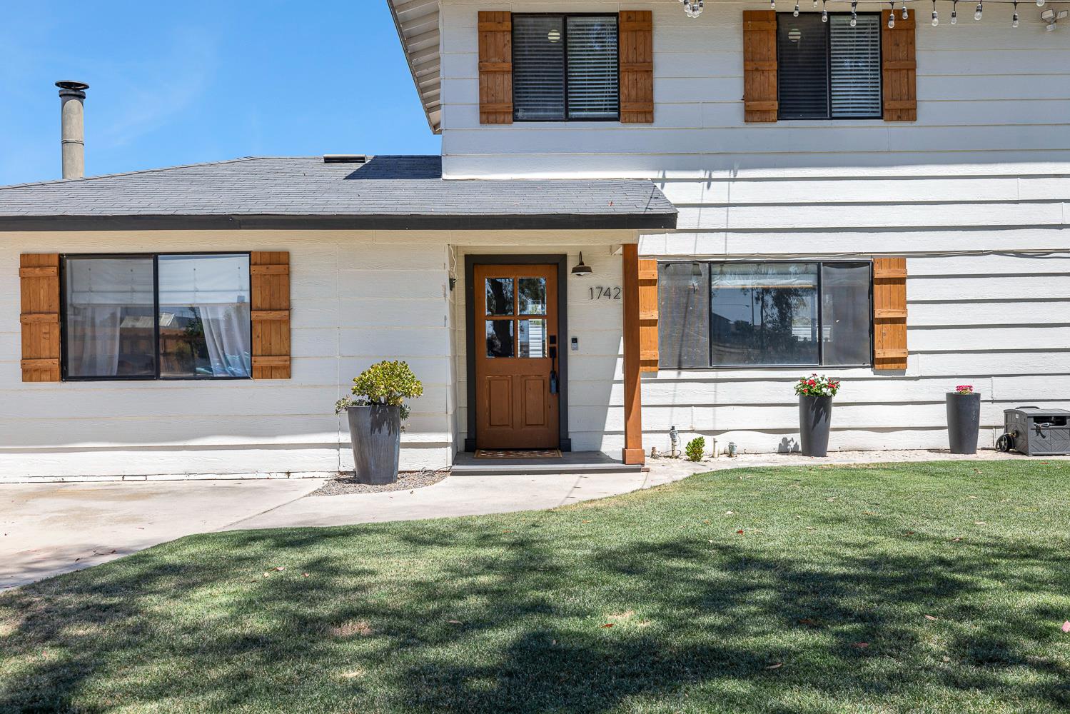 17421 Mark Rd, Madera, CA 93636