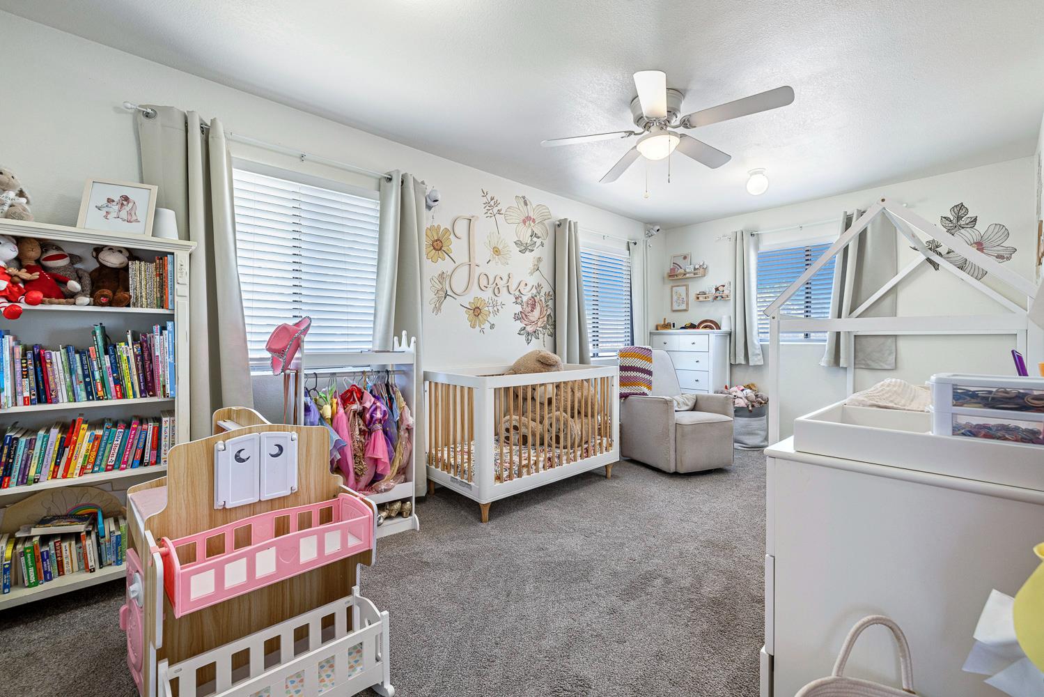 17421 Mark Rd, Madera, CA 93636
