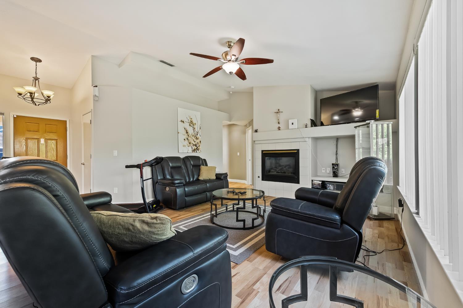 4220 Orchard Hills Dr, Salida, CA 95368