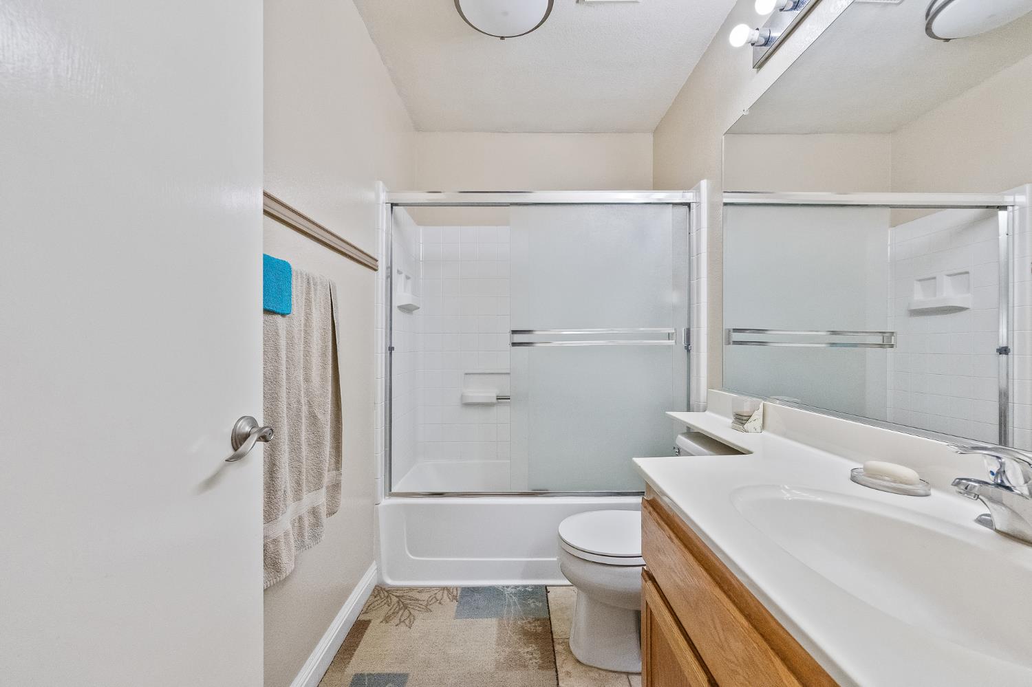 4220 Orchard Hills Dr, Salida, CA 95368