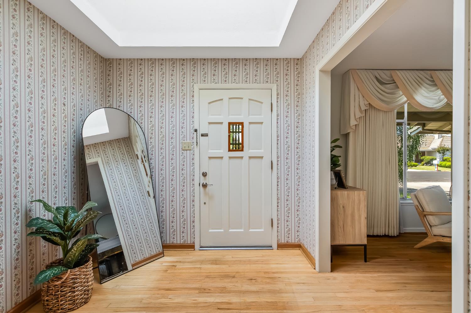4223 Riviera Dr, Stockton, CA 95204
