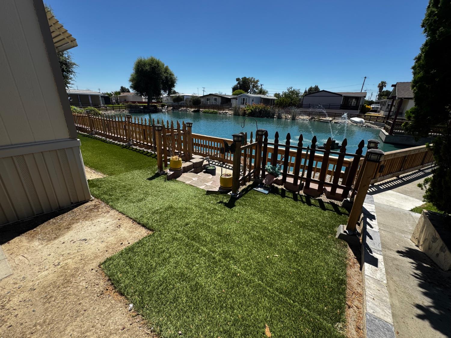 852 E Grangeville Blvd #57, Hanford, CA 93230