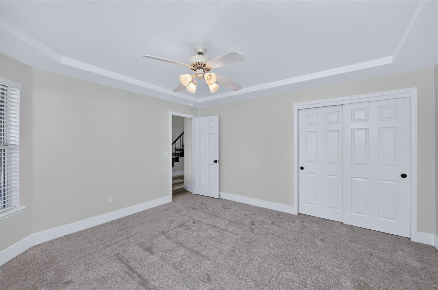 348 E Sunnyside Ave, Visalia, CA 93277