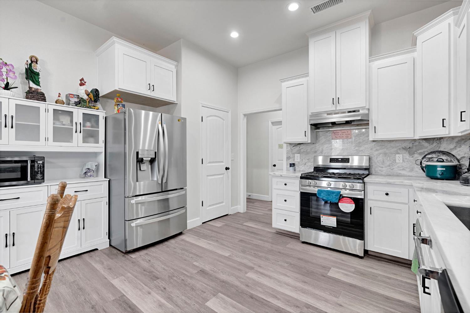 19972 Olympia Rd, Madera, CA 93638