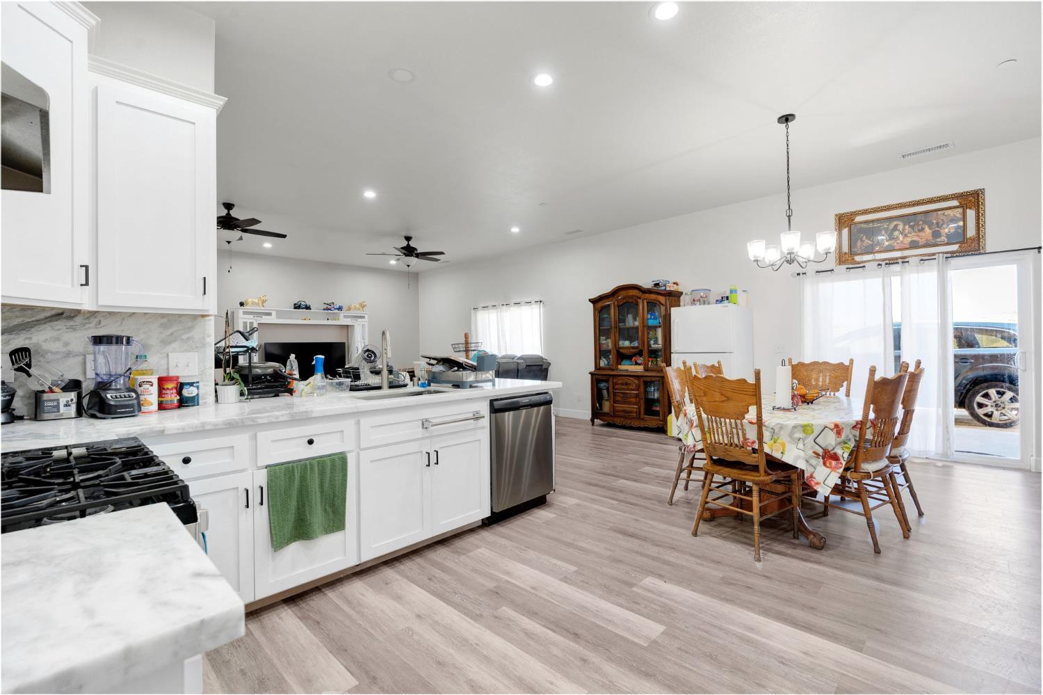 19972 Olympia Rd, Madera, CA 93638