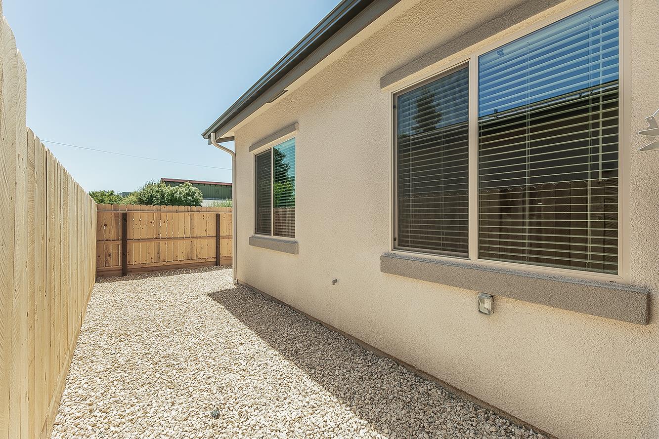 2365 2369 N Arthur Ave, Fresno, CA 93705