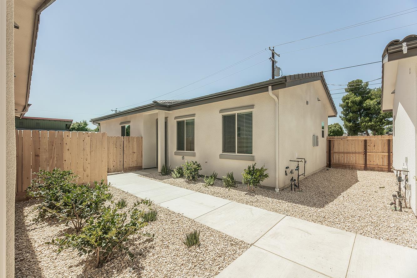 2365 2369 N Arthur Ave, Fresno, CA 93705