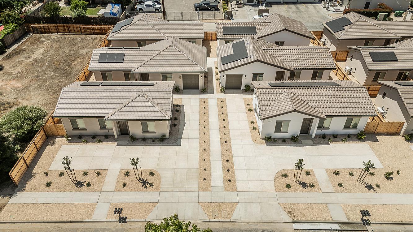 2365 2369 N Arthur Ave, Fresno, CA 93705