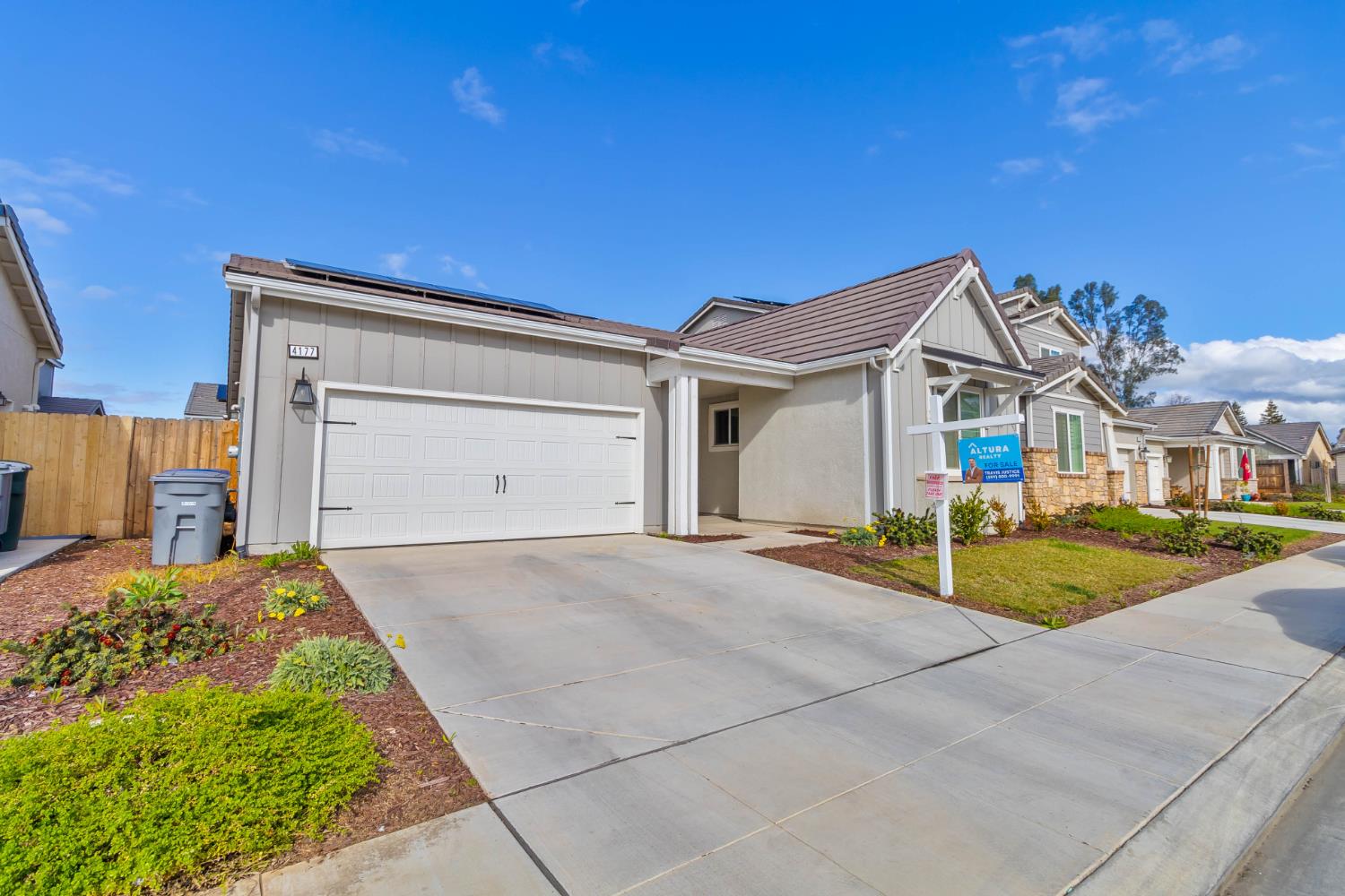 4177 Beverly Ave, Clovis, CA 93619