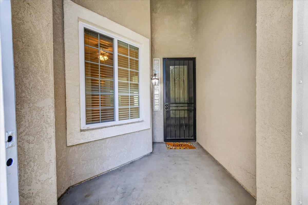 5688 E Christine Ave, Fresno, CA 93727