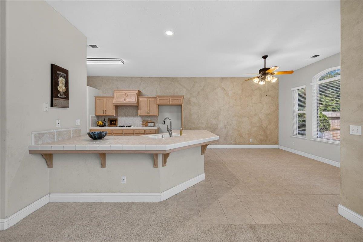 5688 E Christine Ave, Fresno, CA 93727