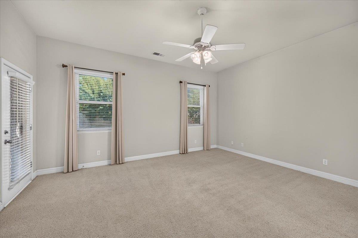 5688 E Christine Ave, Fresno, CA 93727