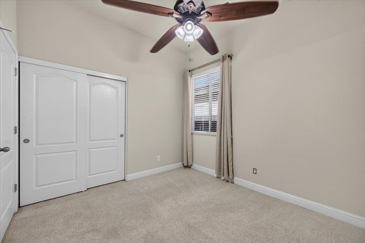 5688 E Christine Ave, Fresno, CA 93727
