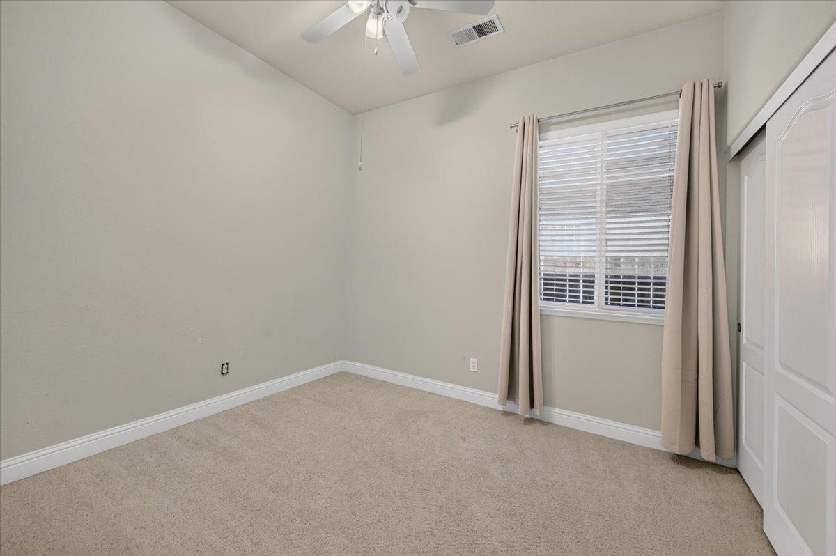 5688 E Christine Ave, Fresno, CA 93727
