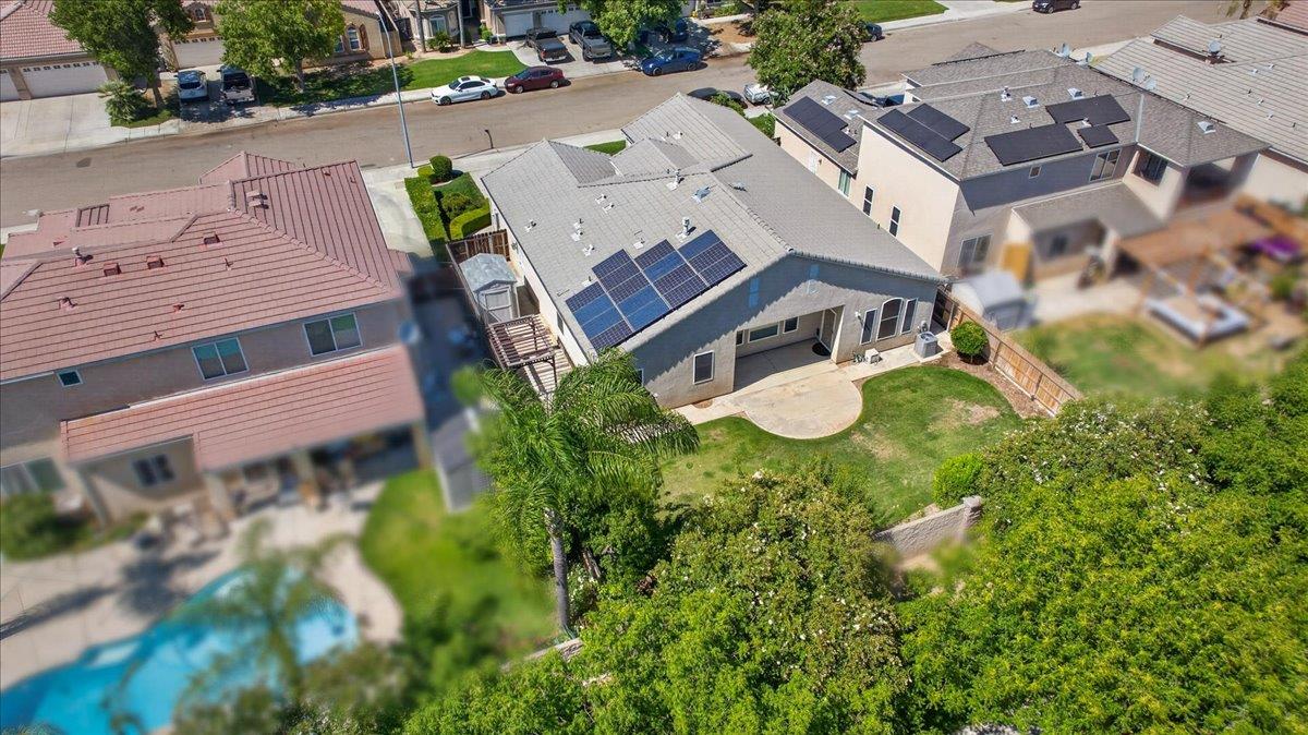 5688 E Christine Ave, Fresno, CA 93727