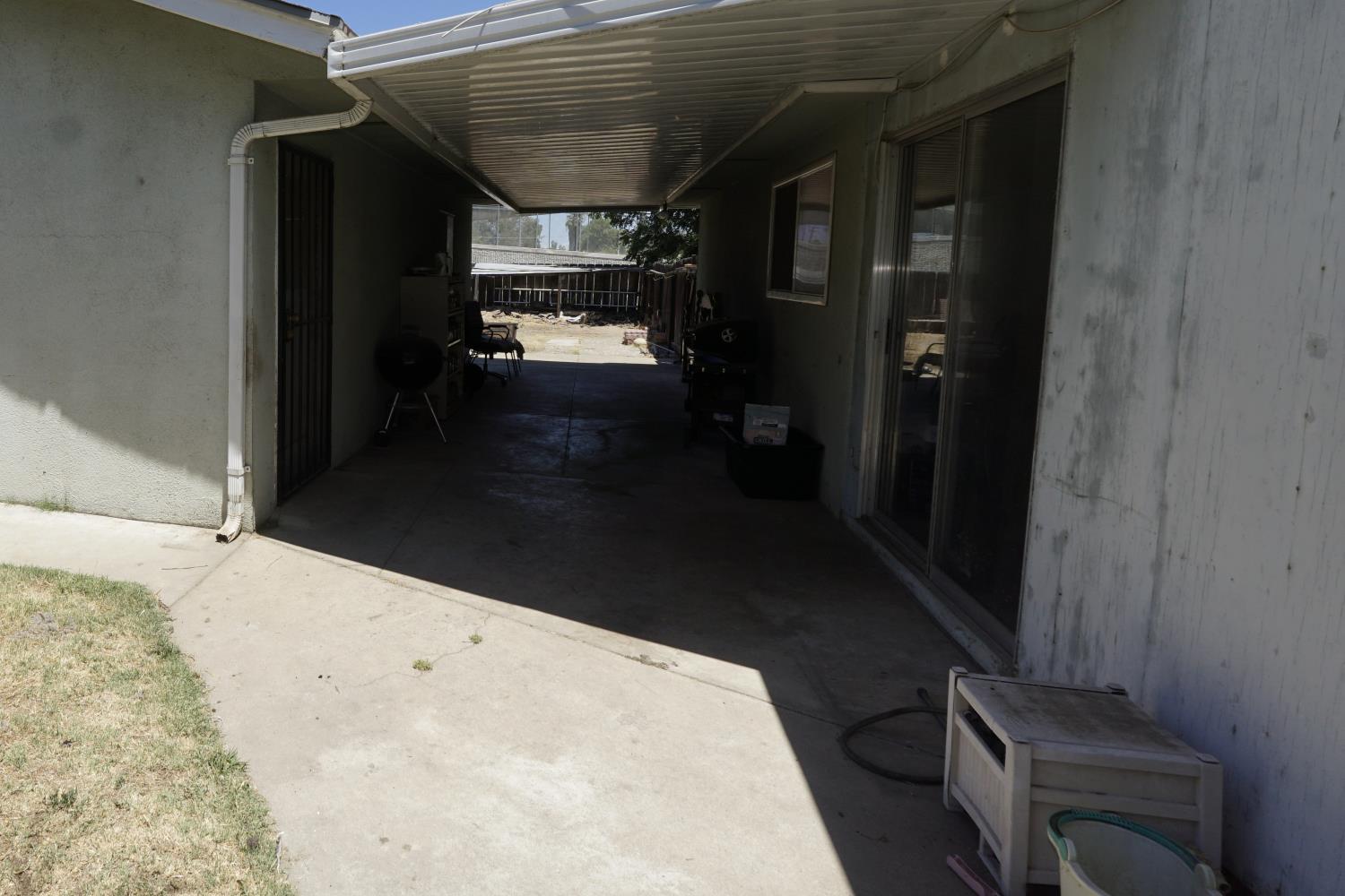 735 765 N Winery Ave, Fresno, CA 93727