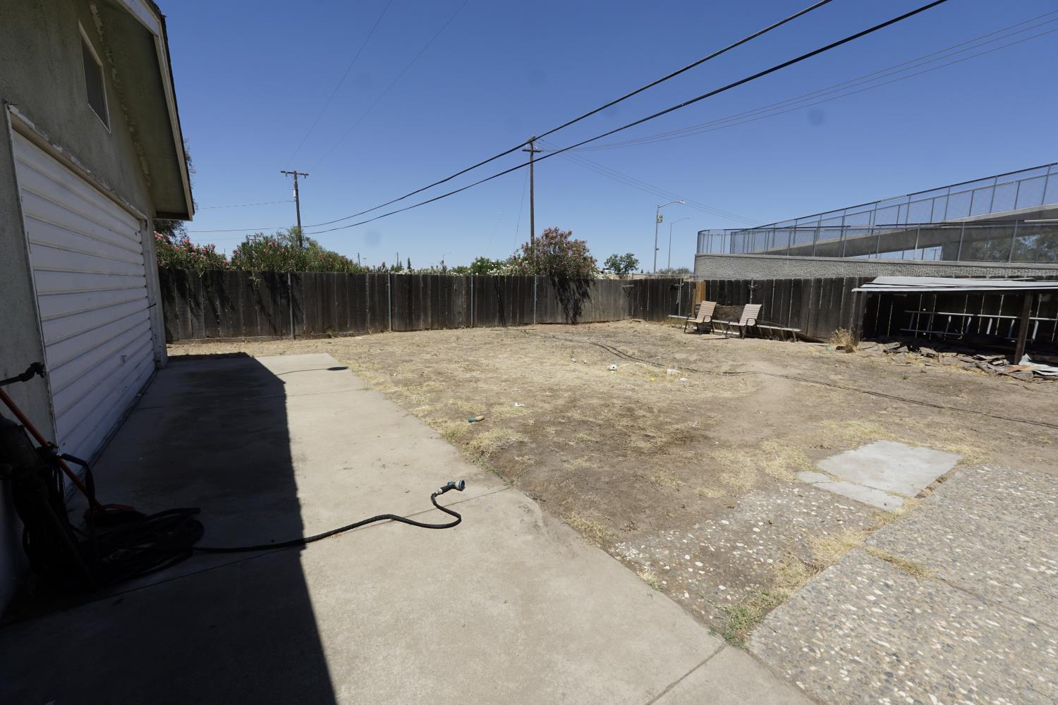 735 765 N Winery Ave, Fresno, CA 93727