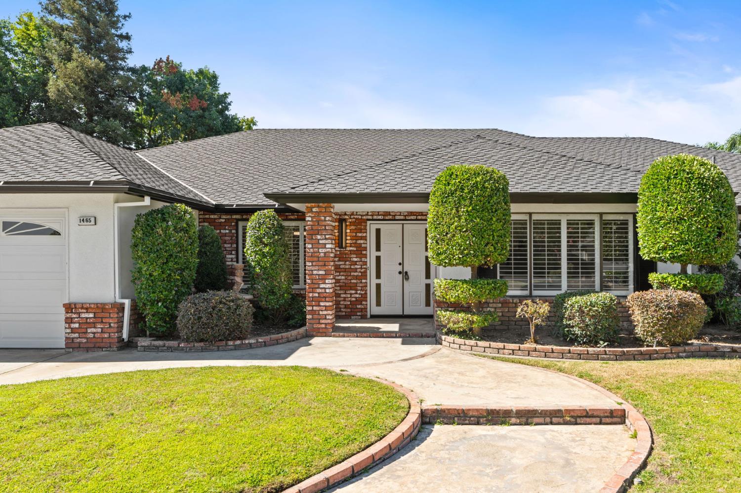 1465 W Magill Ave, Fresno, CA 93711