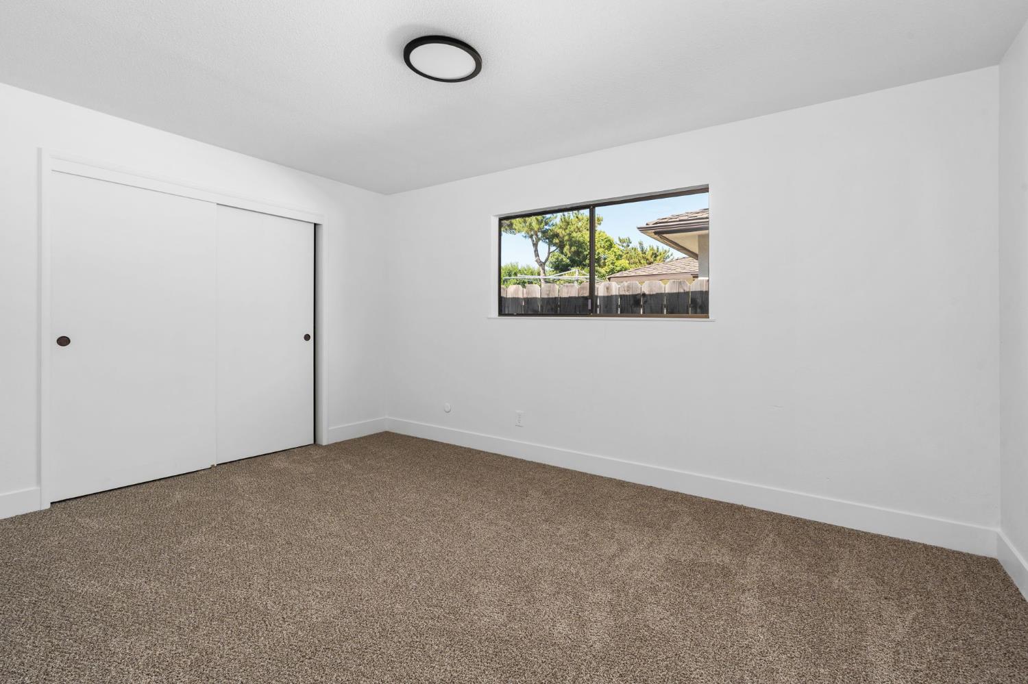 1465 W Magill Ave, Fresno, CA 93711