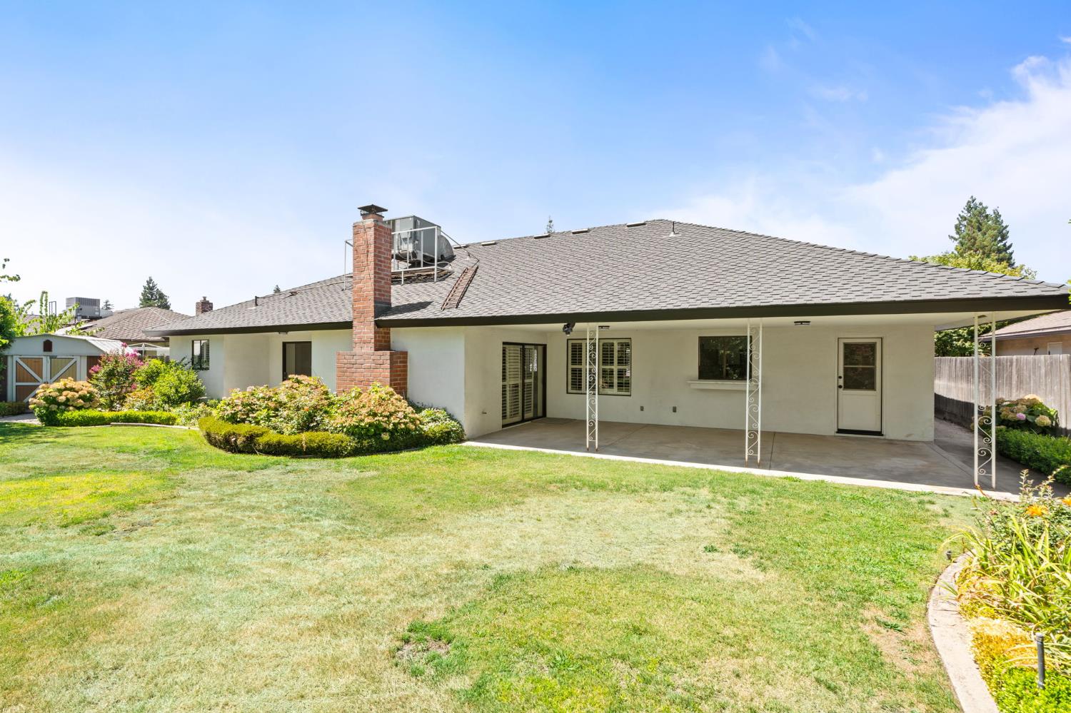 1465 W Magill Ave, Fresno, CA 93711