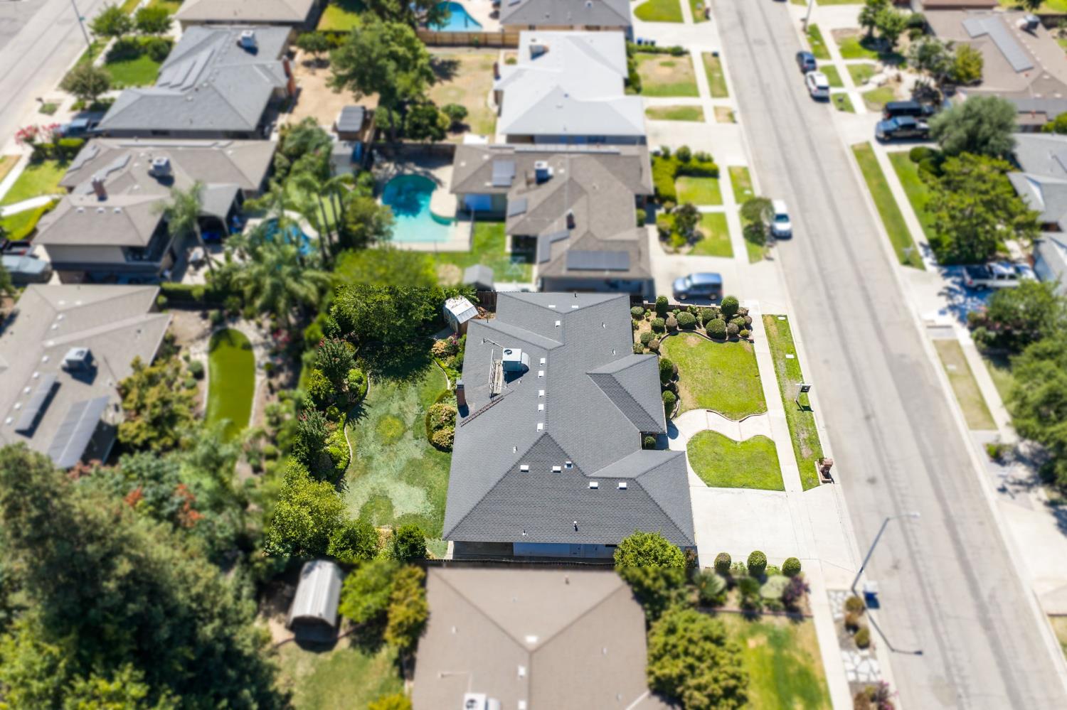 1465 W Magill Ave, Fresno, CA 93711
