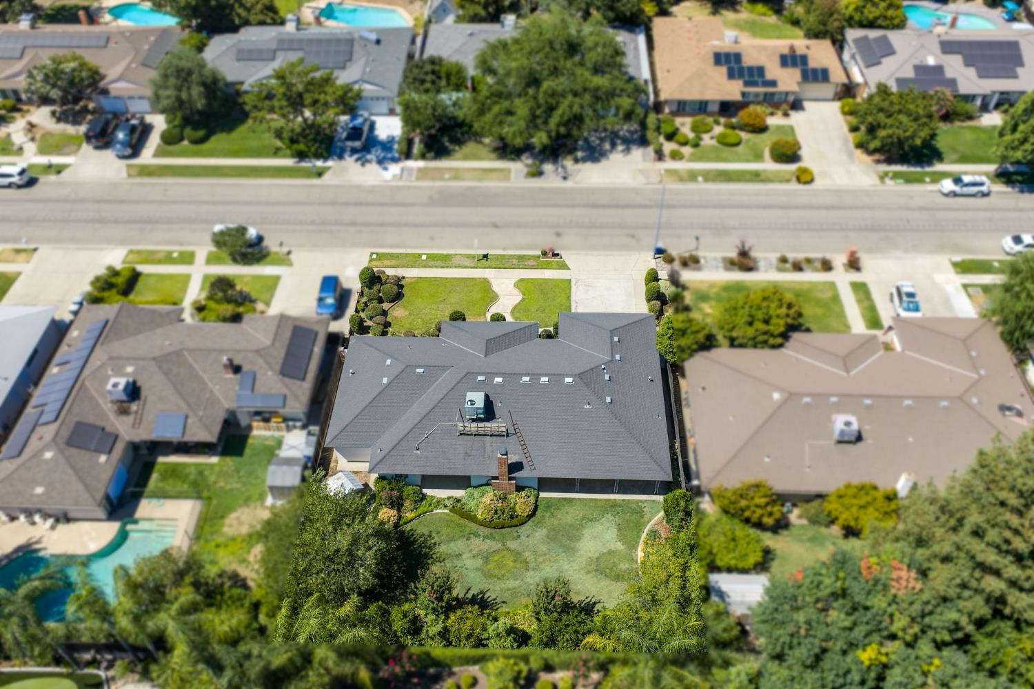 1465 W Magill Ave, Fresno, CA 93711