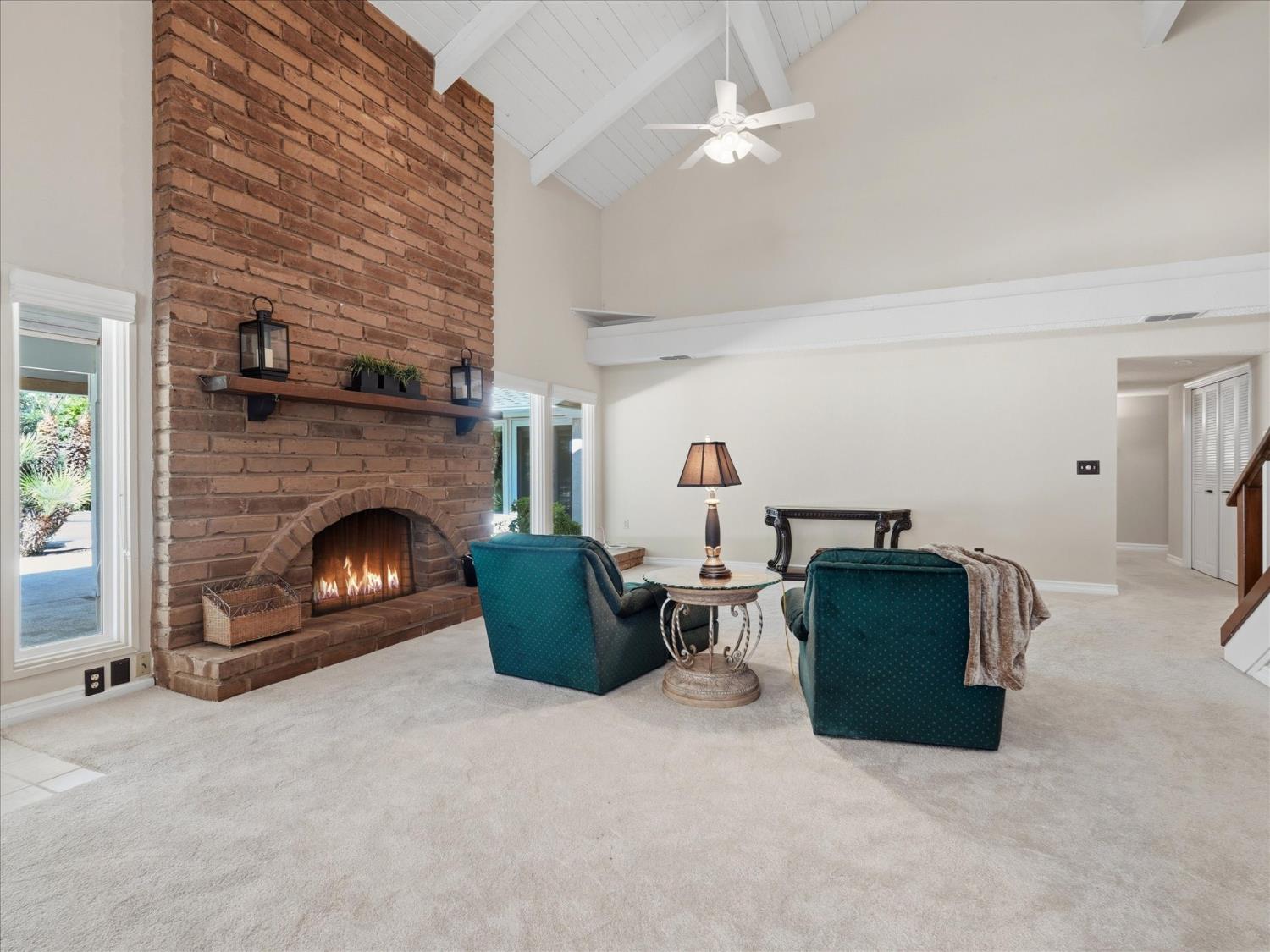 280 E Lisa Ave, Fresno, CA 93720
