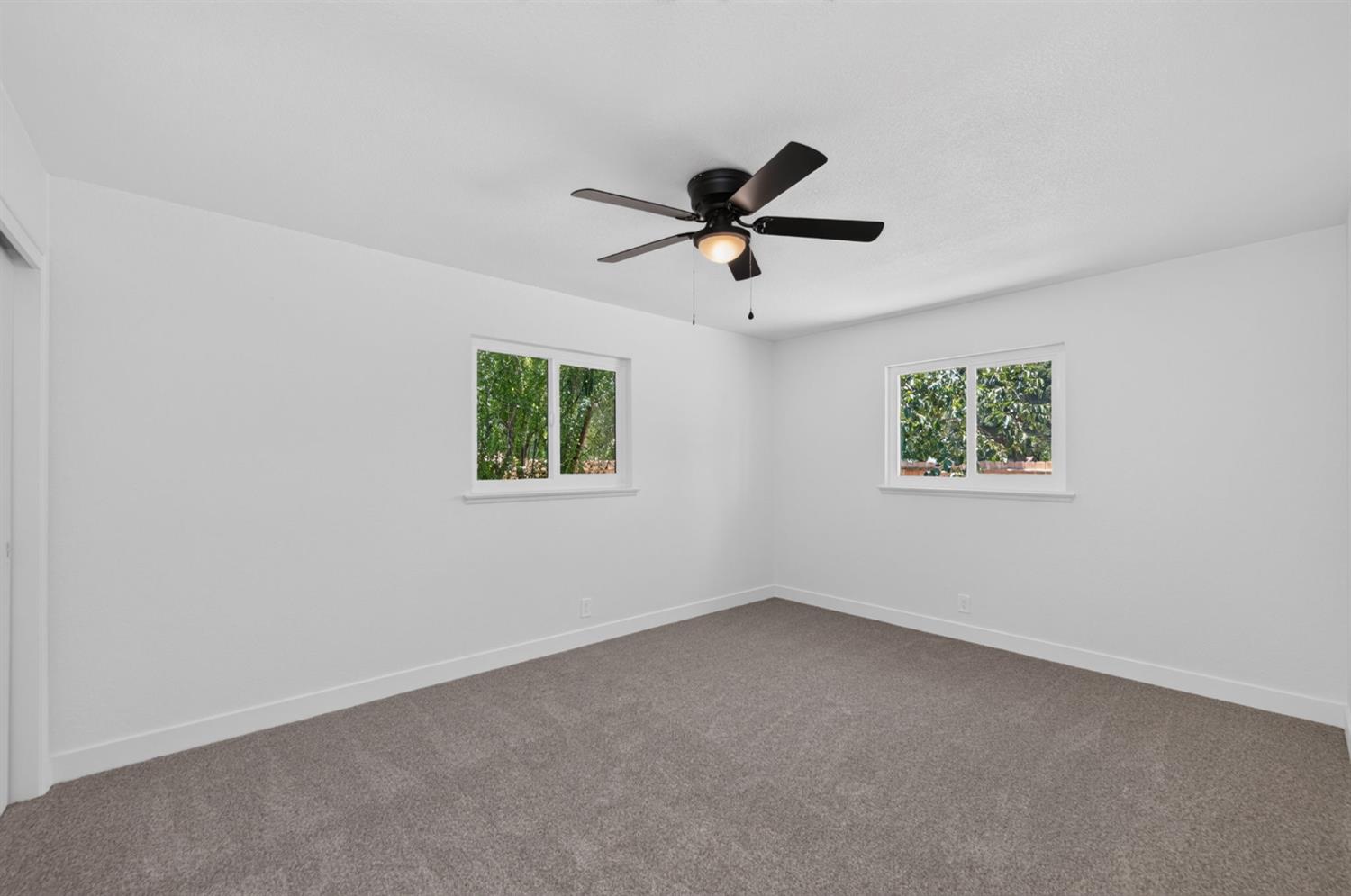 210 N Sunnyside Ave, Clovis, CA 93611