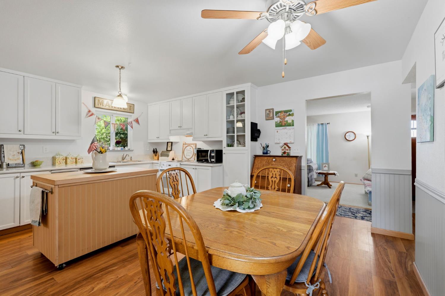 105 S Joaquin St, Coalinga, CA 93210