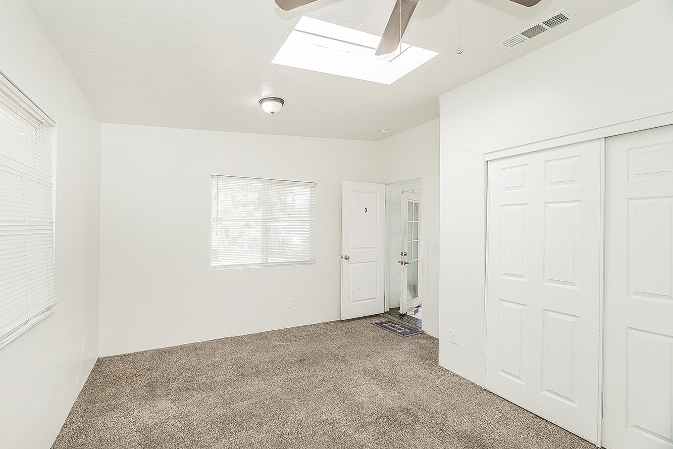1636 S Clovis Ave, Fresno, CA 93727