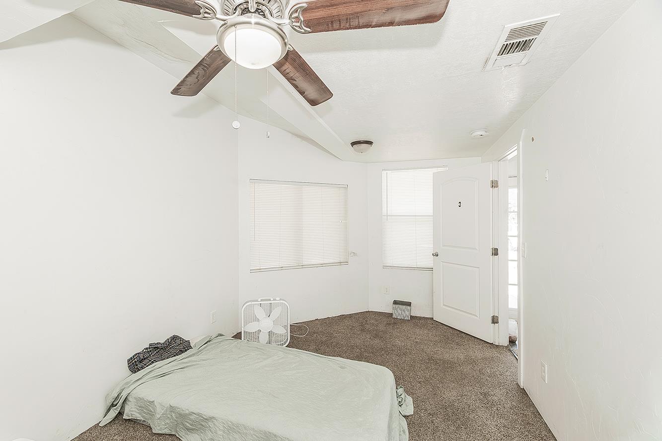 1636 S Clovis Ave, Fresno, CA 93727