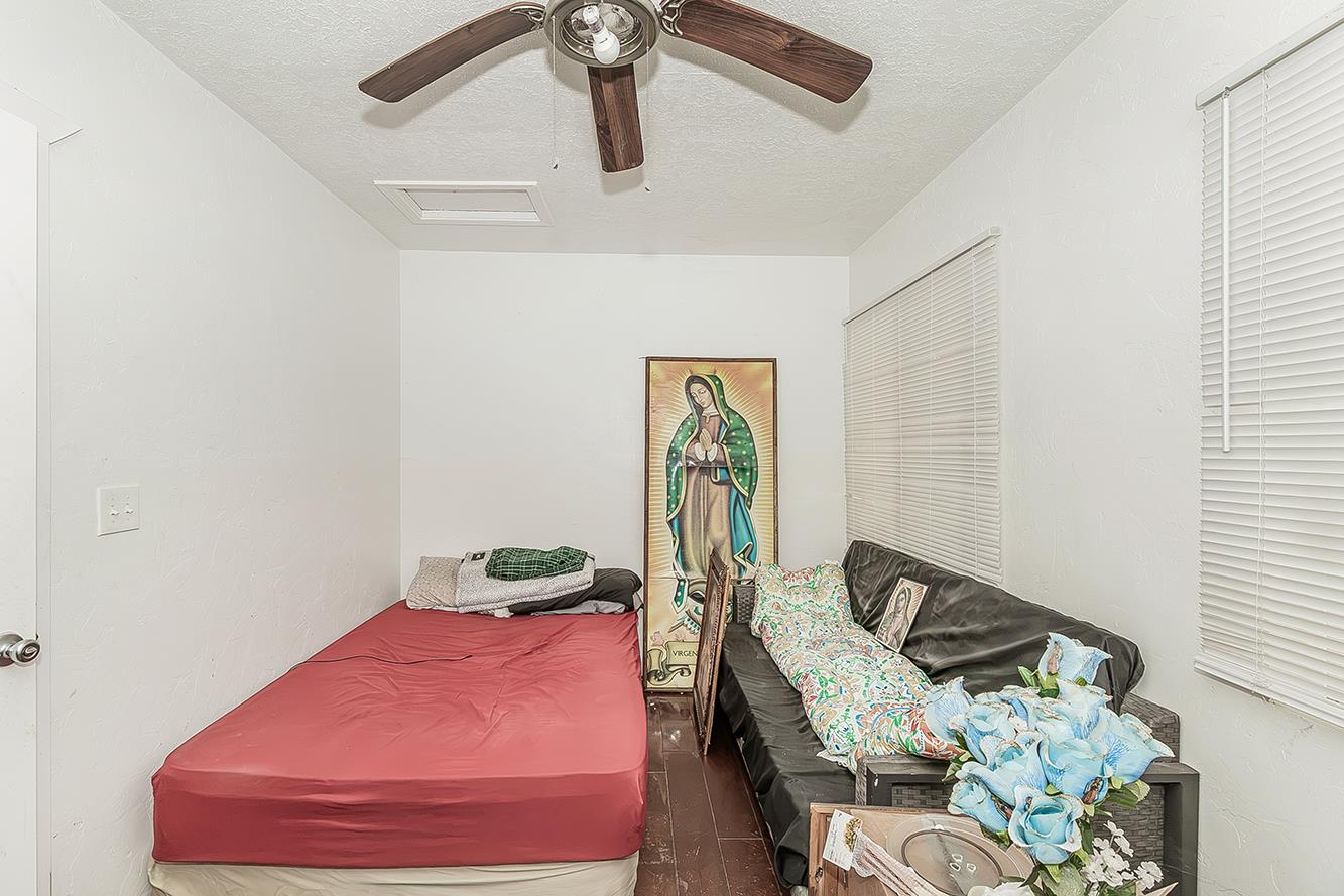 1636 S Clovis Ave, Fresno, CA 93727