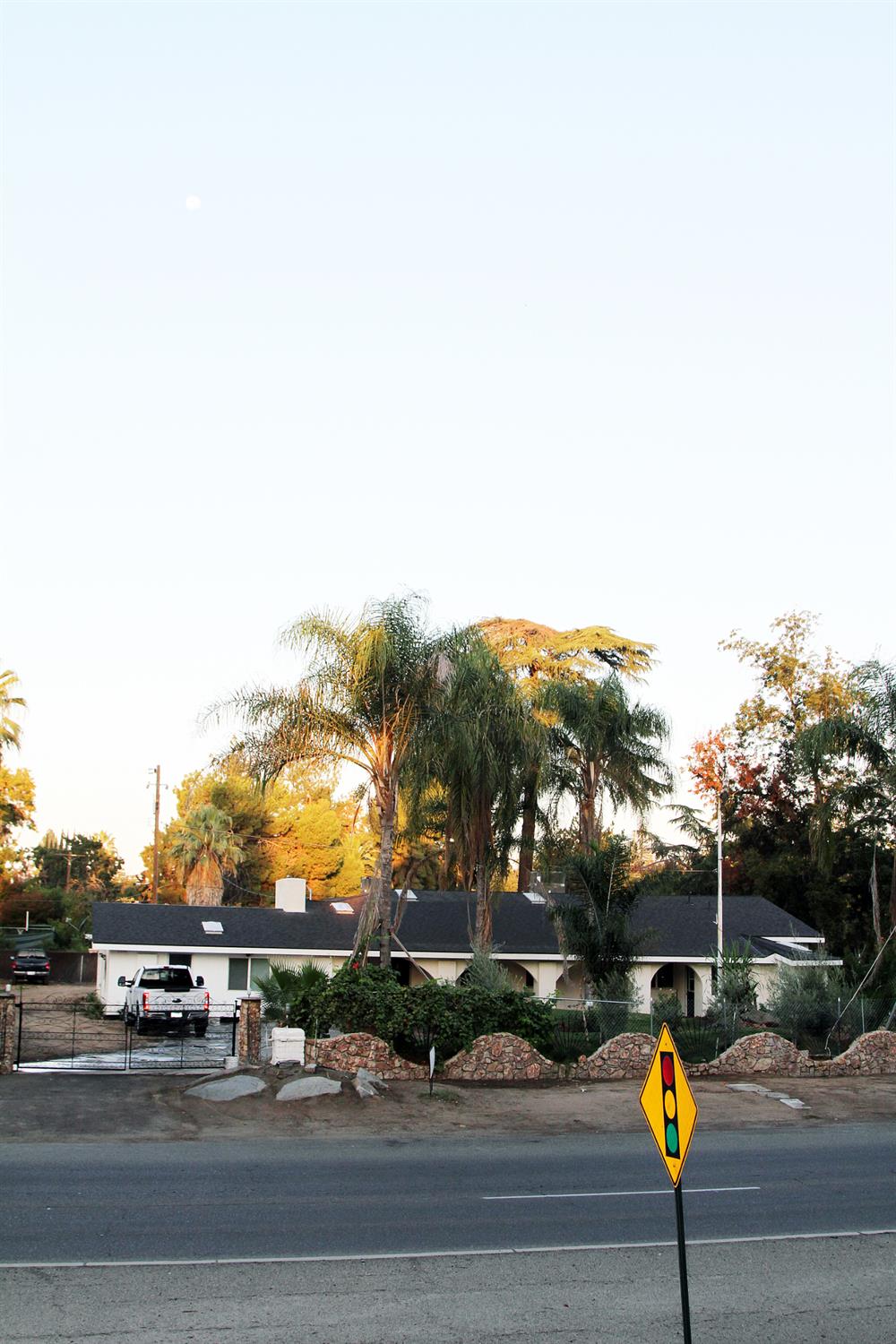 1636 S Clovis Ave, Fresno, CA 93727
