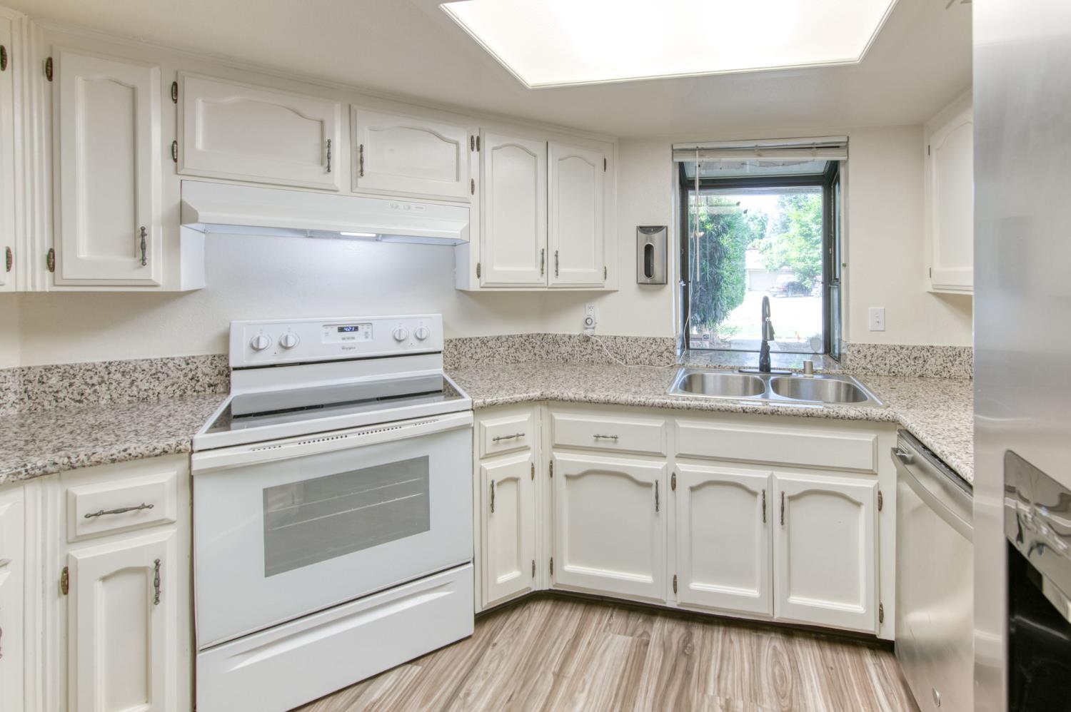 3595 W Harvard Ave, Fresno, CA 93722