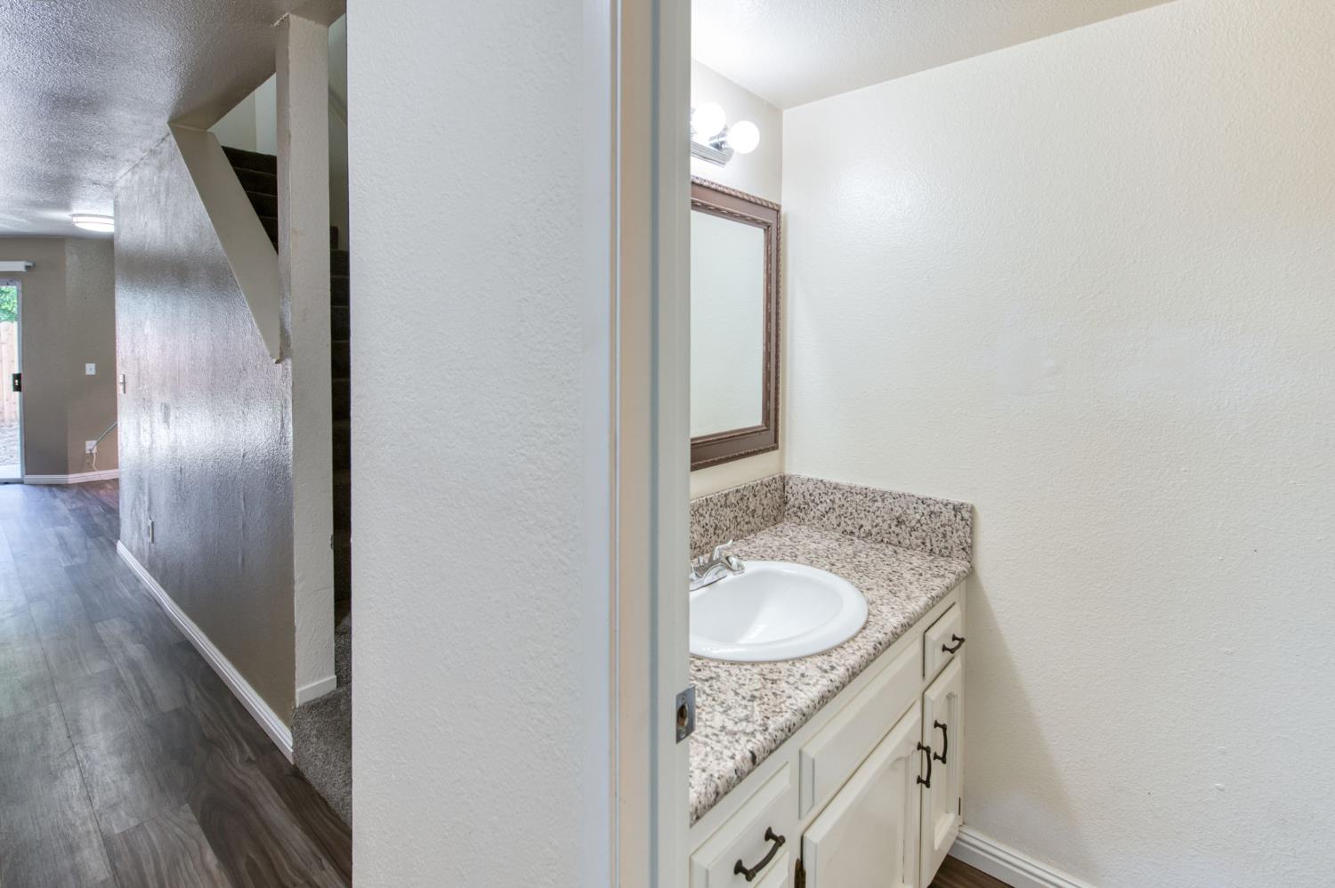 3595 W Harvard Ave, Fresno, CA 93722