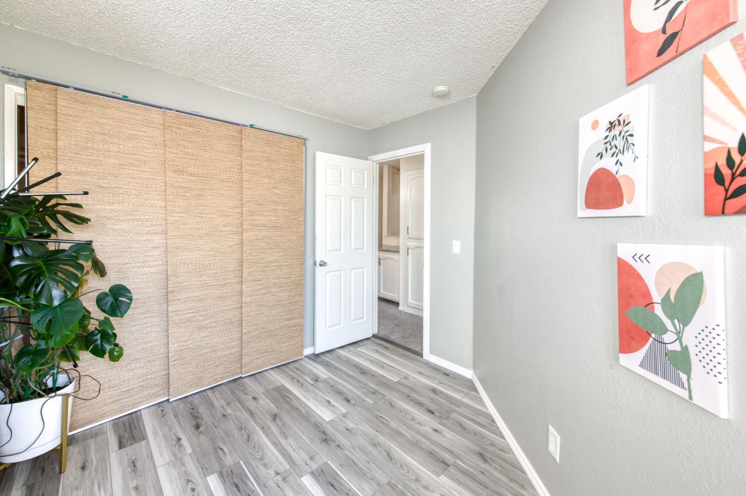3595 W Harvard Ave, Fresno, CA 93722