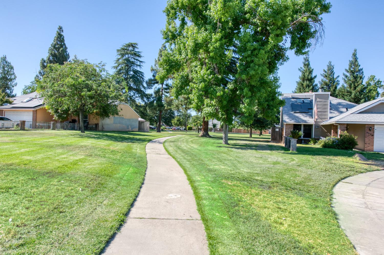 3595 W Harvard Ave, Fresno, CA 93722