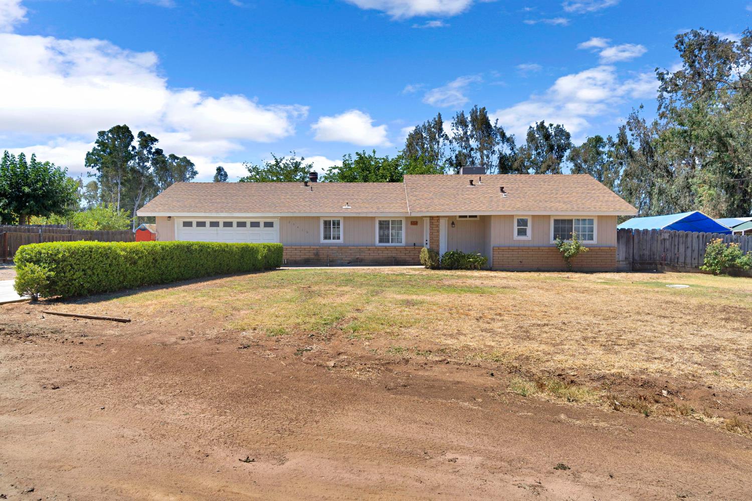 25410 Dawnridge Dr, Madera, CA 93638