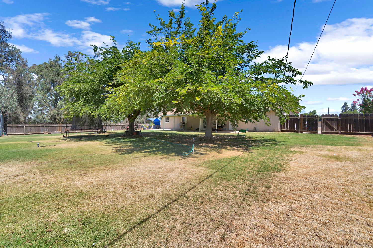 25410 Dawnridge Dr, Madera, CA 93638