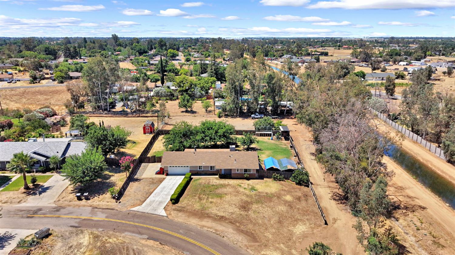 25410 Dawnridge Dr, Madera, CA 93638