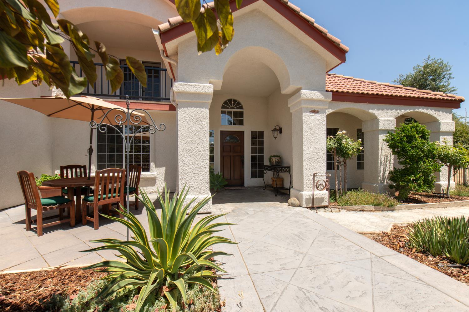 5232 Horseshoe Bend Ave, Clovis, CA 93619
